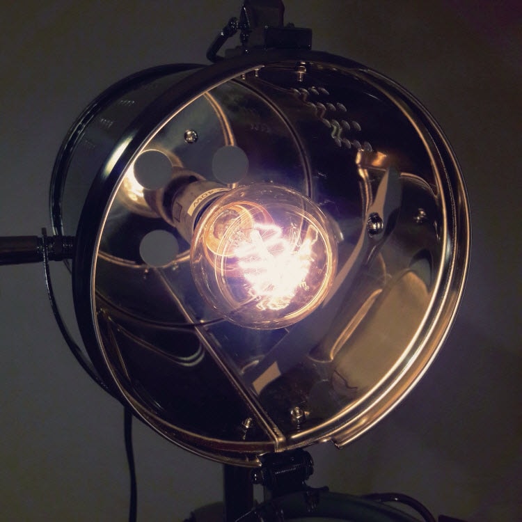 vIntage cIne
